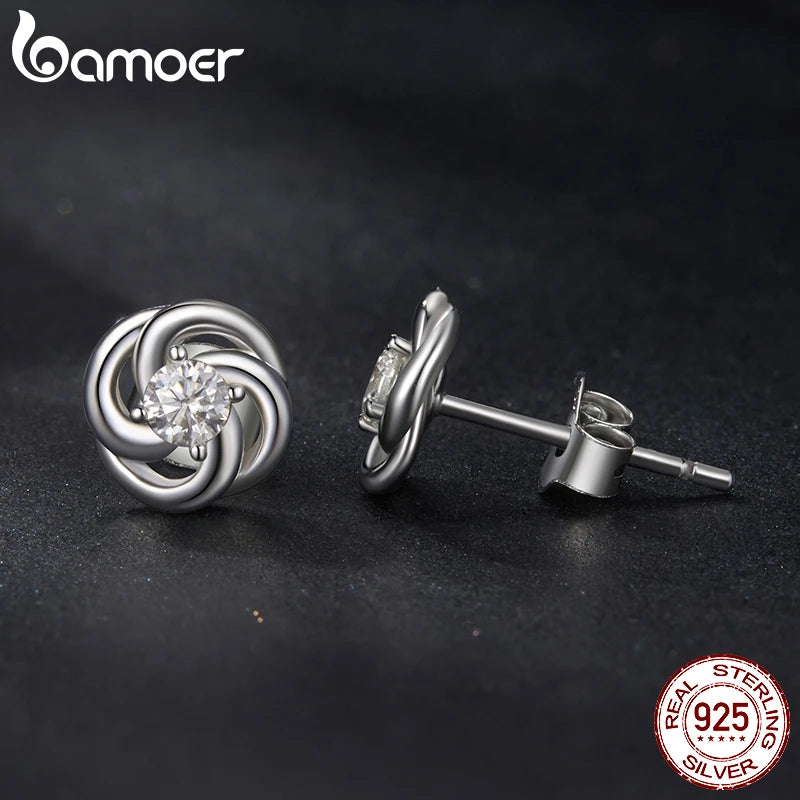 Vintage Four-Leaf Clover Moissanite Stud Earrings – 925 Sterling Silver Hollow Filigree Floral Design for Women