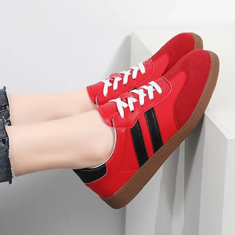 Women’s White Platform Sneakers – Fashion Casual Lace-Up Vulcanized Flats, Comfortable Everyday Walking Shoes for Spring Style