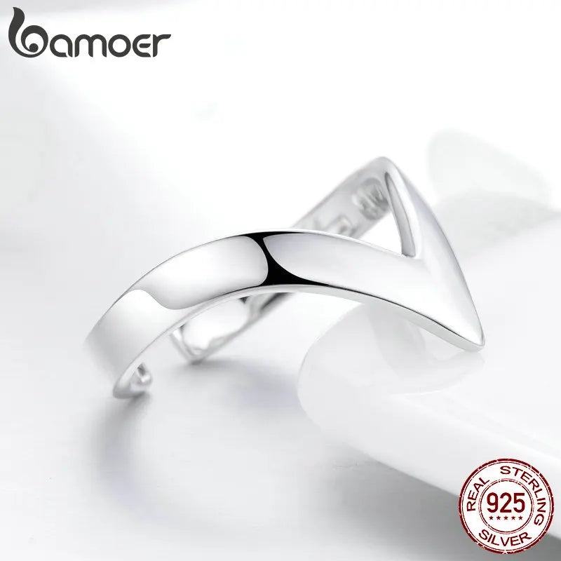 Adjustable Wave Geometric Love Ring in 925 Sterling Silver – Trendy Wedding Band for Women