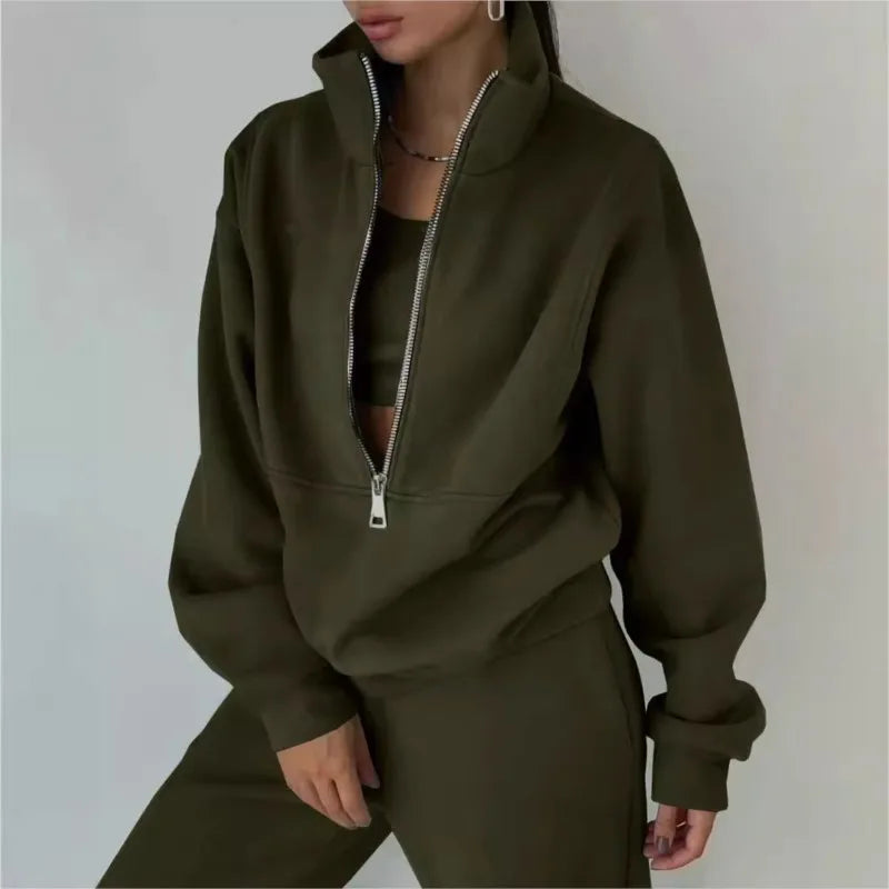 Women's Casual Tracksuit Set – Warm Two-Piece Zipper Outfit for Autumn and Winter, Loose Fit Sportwear