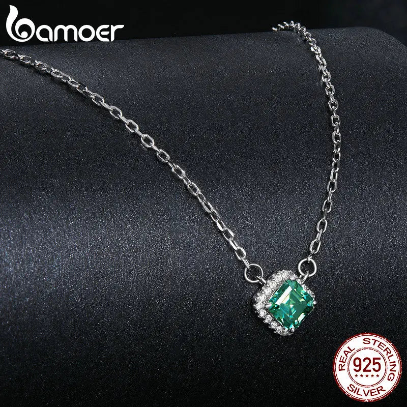 925 Sterling Silver Green Moissanite Pendant Necklace for Women – VVS1 Lab Diamond, 18K White Gold Plated, Classic Fine Jewelry Gift