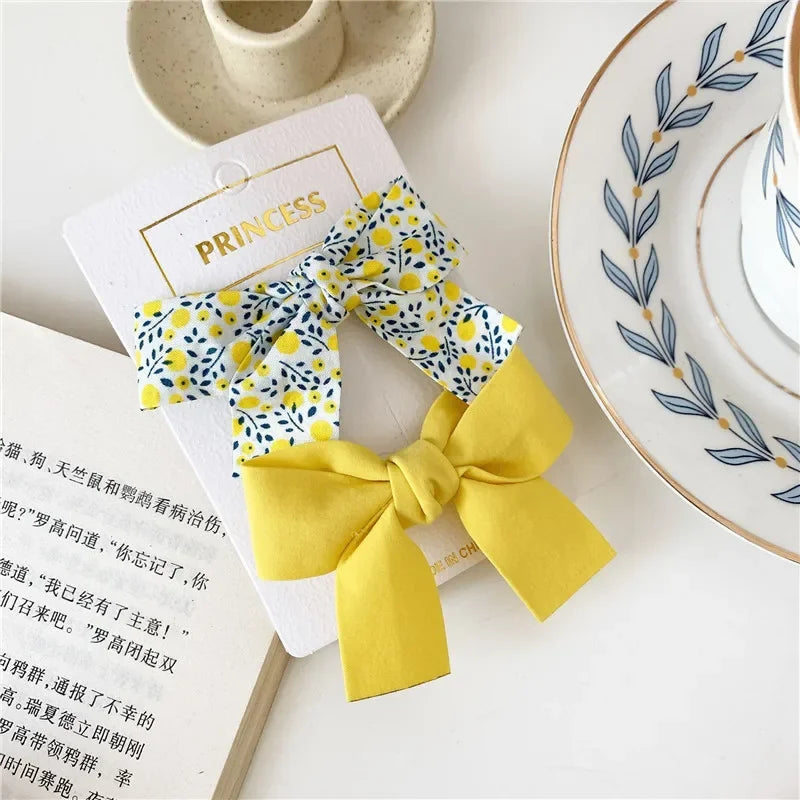 2Pcs Satin/Mesh Bow Hairpins for Dogs – Cute Fabric Hair Clips for Teddy, Poodle, and Small Pet Grooming Accessories