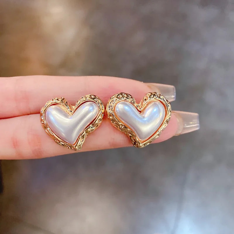 Vintage Flower Heart Stud Earrings – Elegant French-Inspired Jewelry for Women and Girls