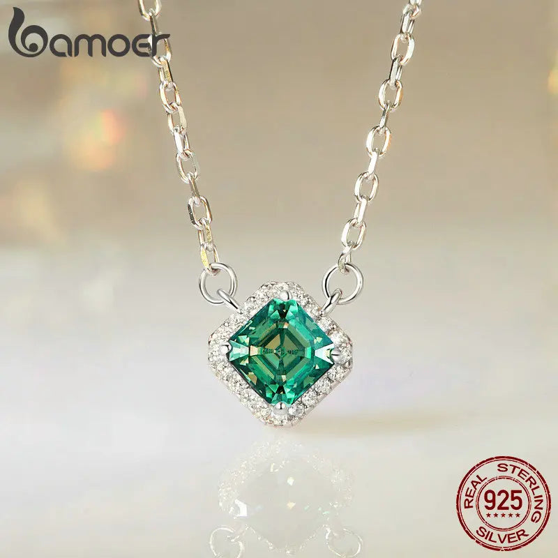 925 Sterling Silver Green Moissanite Pendant Necklace for Women – VVS1 Lab Diamond, 18K White Gold Plated, Classic Fine Jewelry Gift