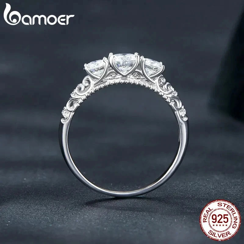 925 Sterling Silver 1.1CTTW Moissanite Engagement Ring – White Gold Plated D Color VVS1 for Women