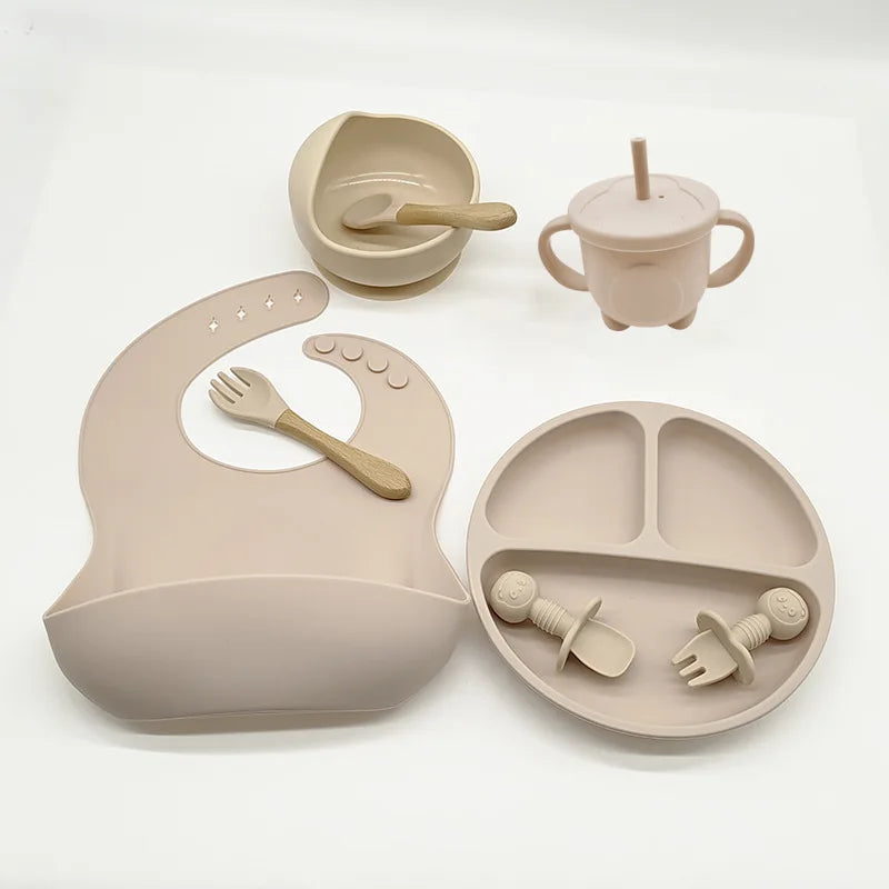Children's Silicone Tableware Set – 6/8-Piece Baby Feeding Kit with Suction Bowl, Fork, Spoon, Bib, Straw & Cup
