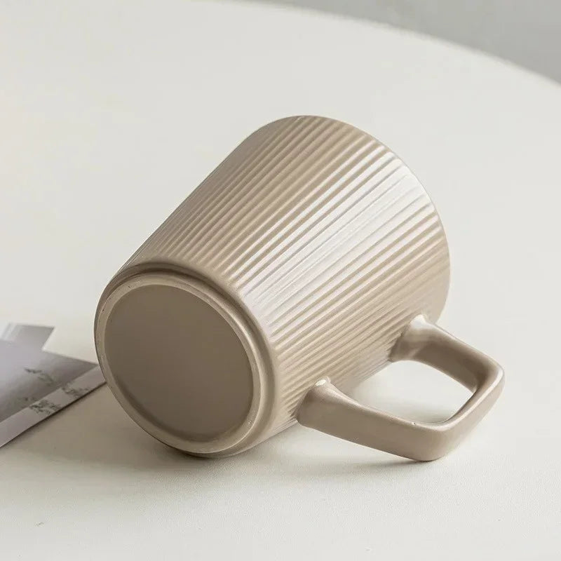 500ml Ceramic Coffee Mug – Nordic Style Solid Color Relief Stripe Cup for Milk, Juice, or Water