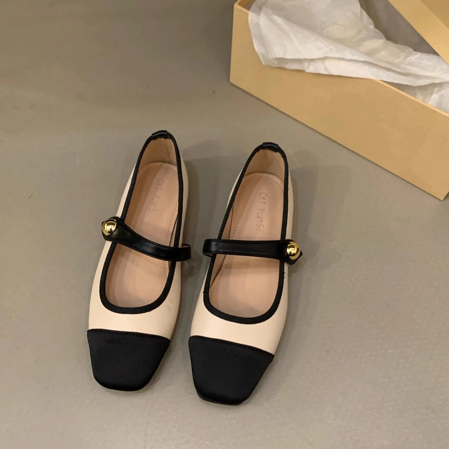 Square Toe Soft Sole Mary Jane Flats – Versatile French Style Casual Shoes for Women