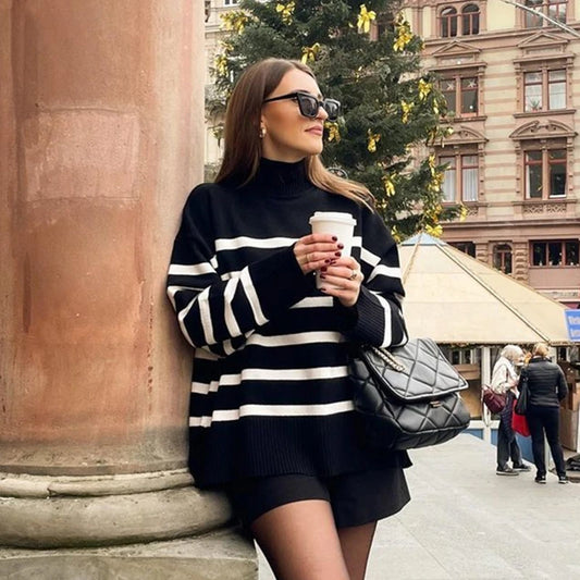 Women's Black and White Striped Turtleneck Sweater – Loose Fit Knit Pullover with Long Sleeves for Autumn and Winter