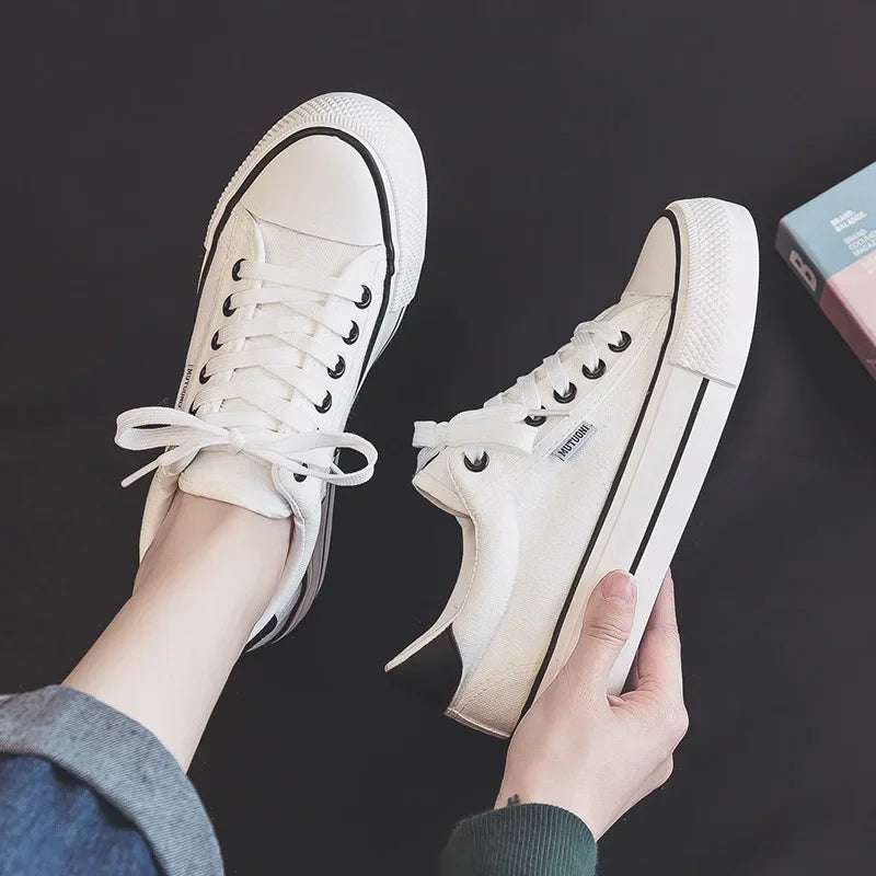 Women’s Canvas Platform Sneakers – Low-Top Lace-Up Flats, Patchwork Vulcanized Tennis Shoes for Summer, Casual Skate Style for Students & Couples