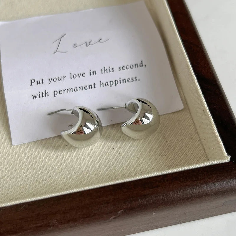 C-Shaped Irregular Stud Earrings – Trendy Geometric Jewelry for Women and Girls