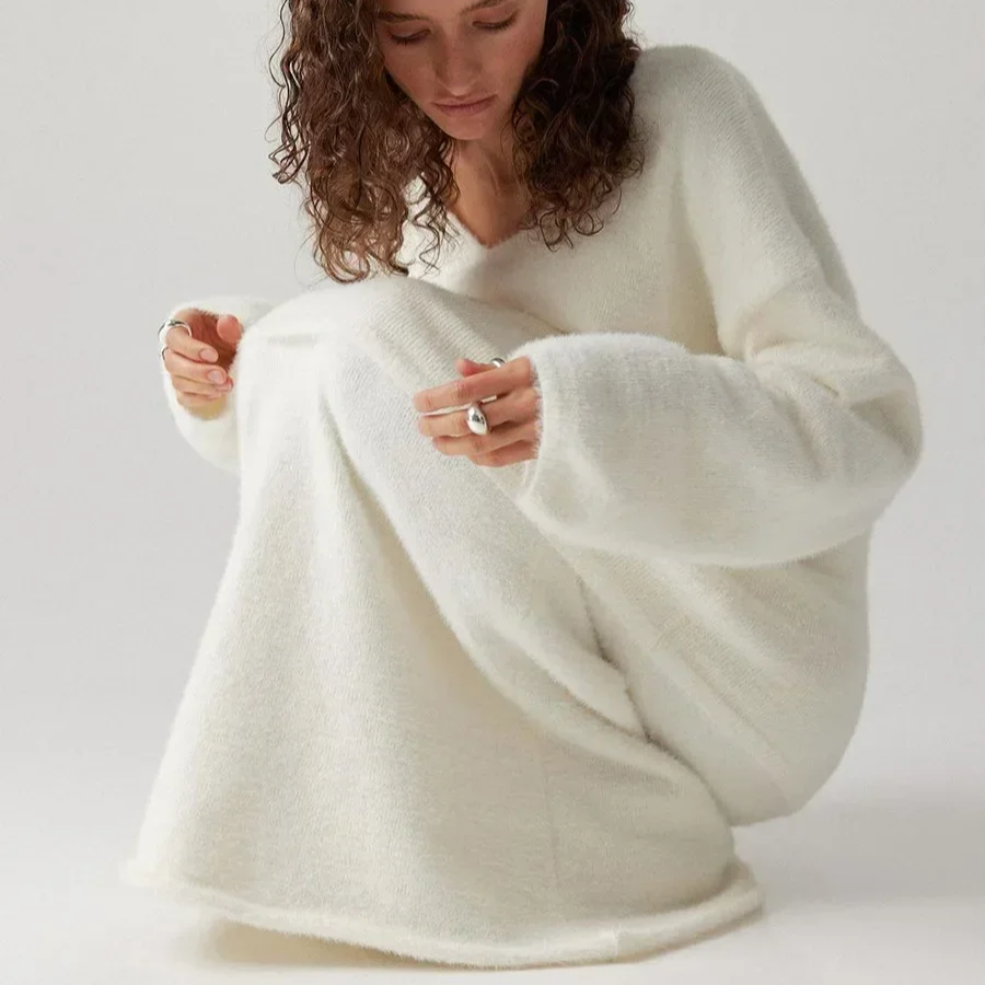 Women's Knitted V-Neck Sweater and Skirt Set – 2-Piece Warm Casual Outfit, Autumn Winter Pullover & Ankle-Length Skirt