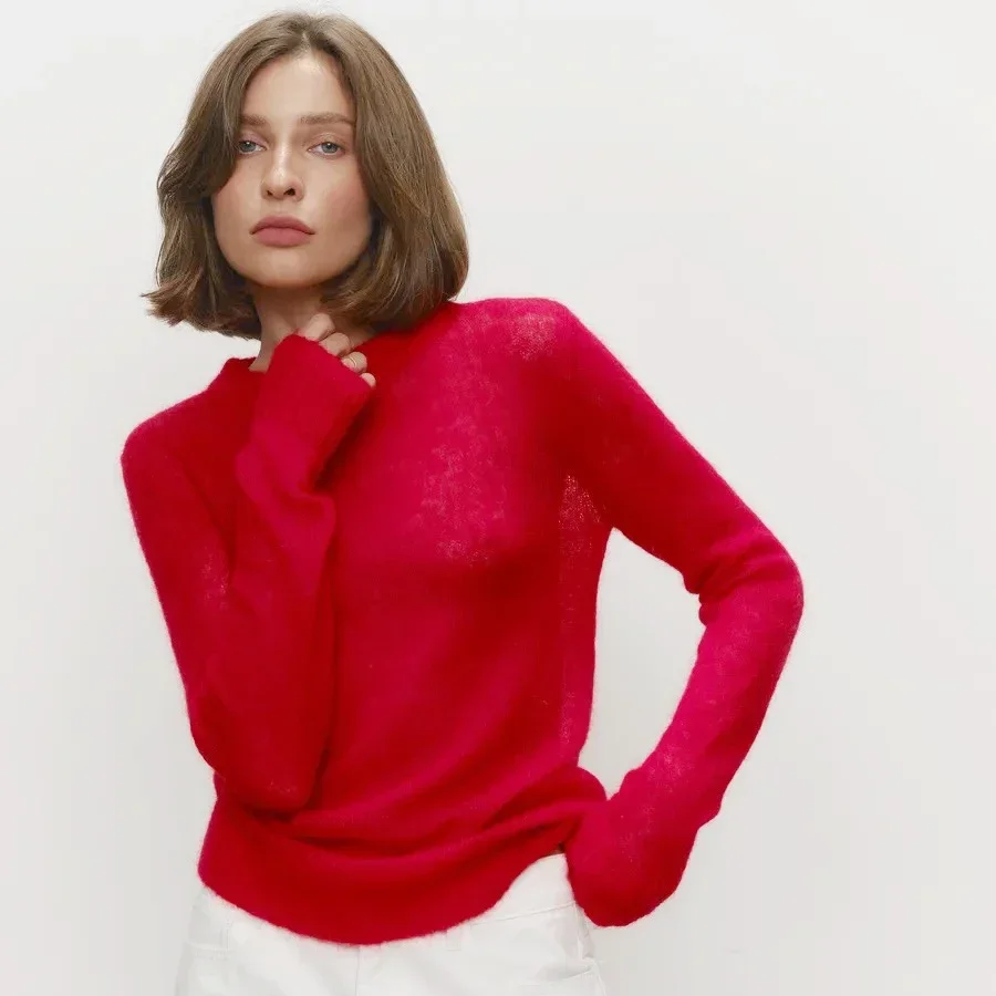 Slim Fit Round Neck Knit Sweater for Women – Long Sleeve Lightweight Pullover, Casual Chic Office Style for Spring and Autumn
