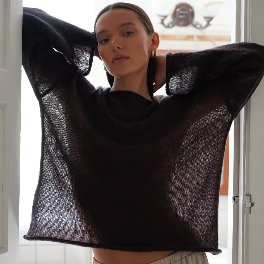 Women's Loose-Fit Lightweight Sweater – Casual Turtleneck Pullover for Spring and Summer