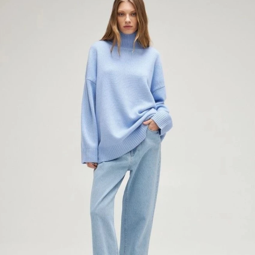 Women's Oversized Turtleneck Knit Sweater – Thick Warm Loose-Fit Pullover for Autumn and Winter