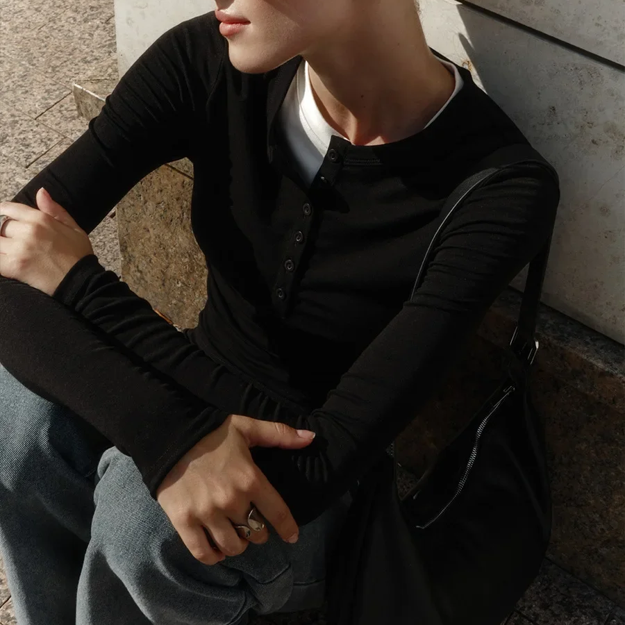 Women's Slim Fit Long Sleeve T-Shirt – Solid Color Cotton-Linen O-Neck Casual Top for Autumn and Winter