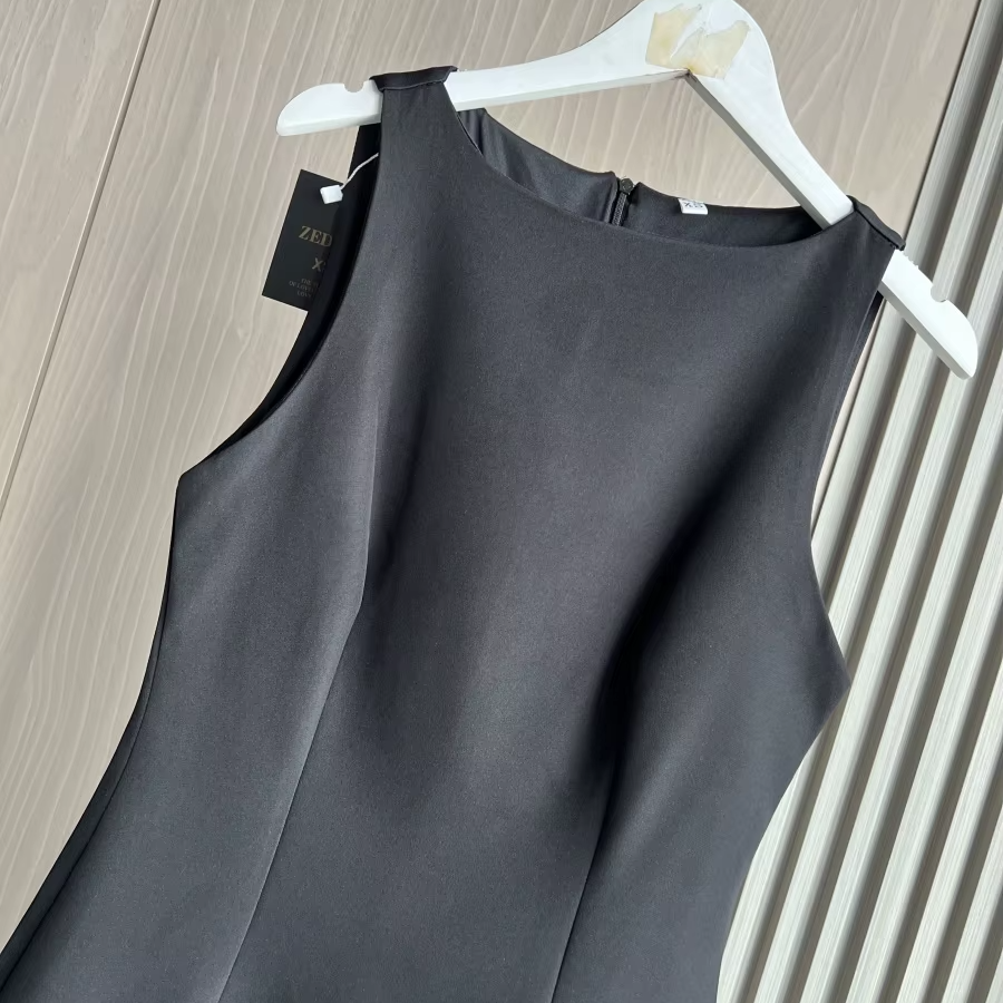 Women's Sexy Feather Embellished Mini Dress – Sleeveless Crew Neck Straight Sundress